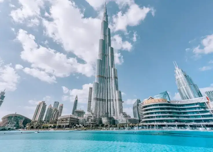 Burj Khalifa – The Tallest Family Adventure