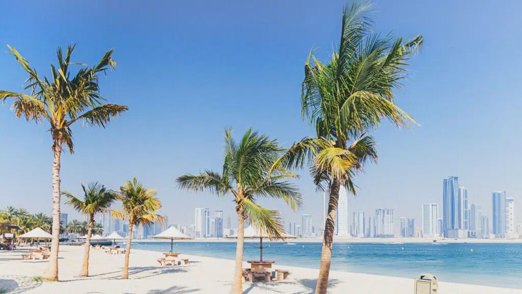 Explore Dubai’s Stunning Beaches