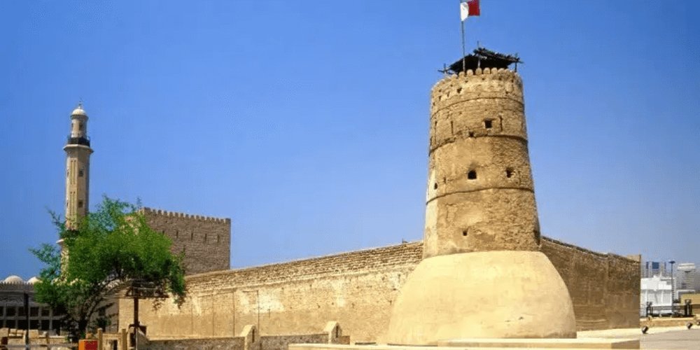 Tour Dubai's Oldest Building - Al Fahidi Fort
