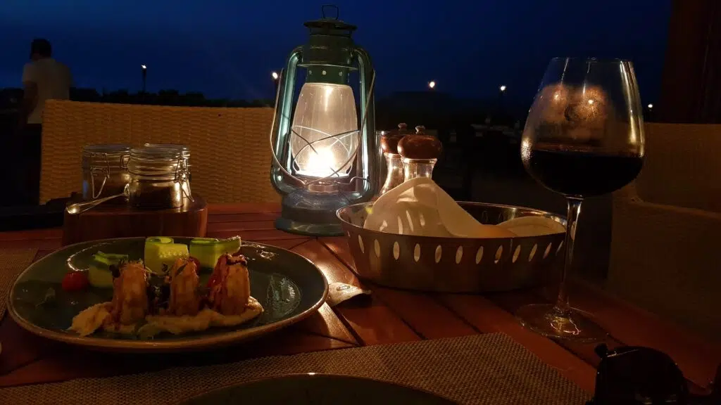 sir bani yas island dinner package