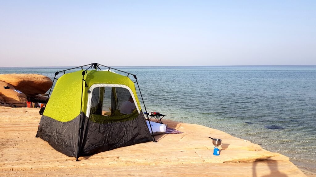 shuweihat island camping spot