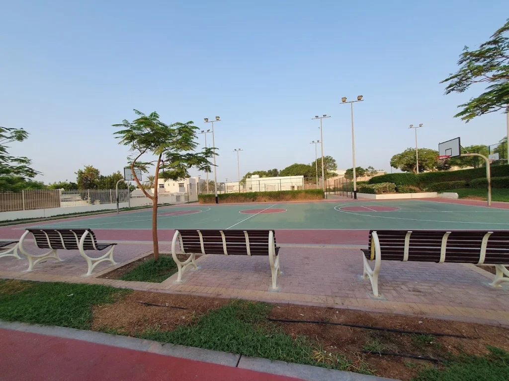 mirdif park basketball court