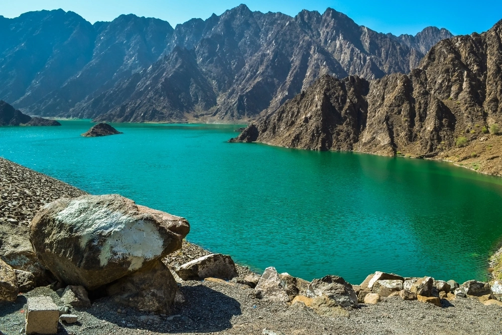 What water activities can you enjoy at Hatta Dam