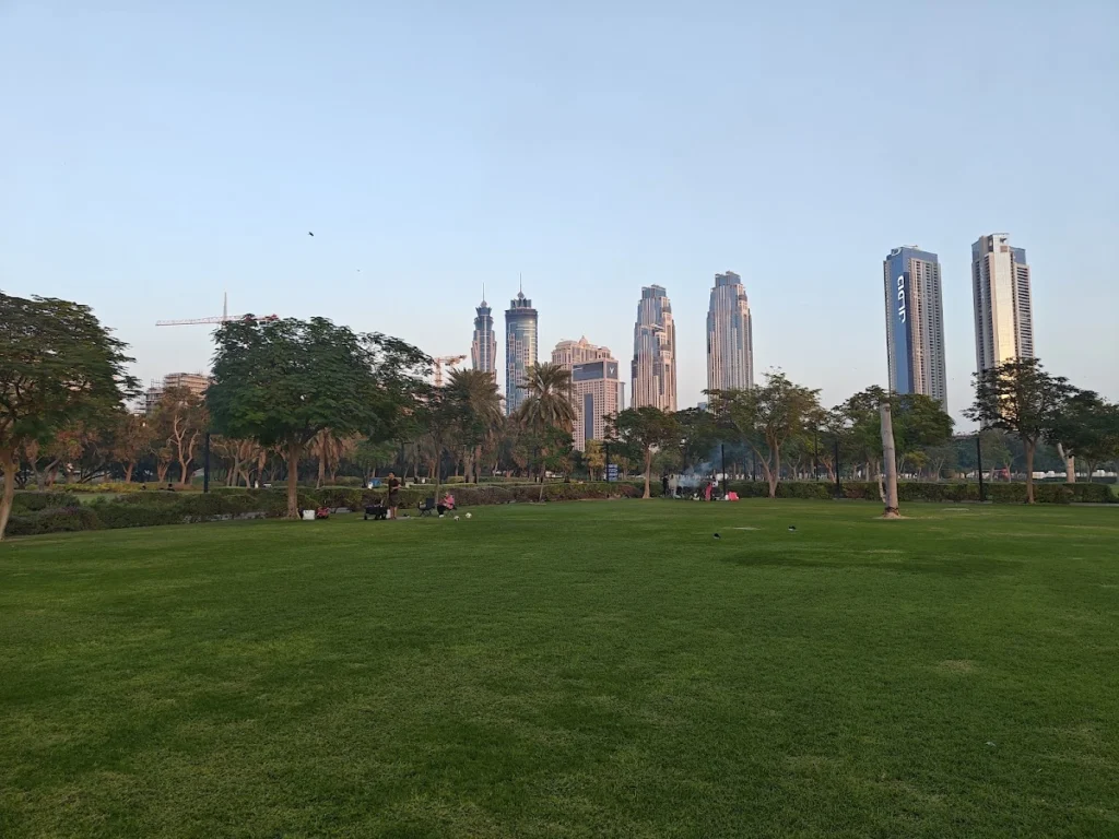 Where Are the Best Picnic Spots at Safa Park