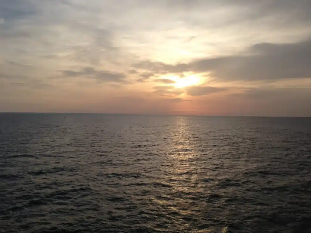 When is the Best Time to Visit Ghagha Island