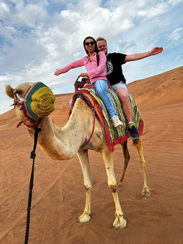 camel ride dubai desert safari